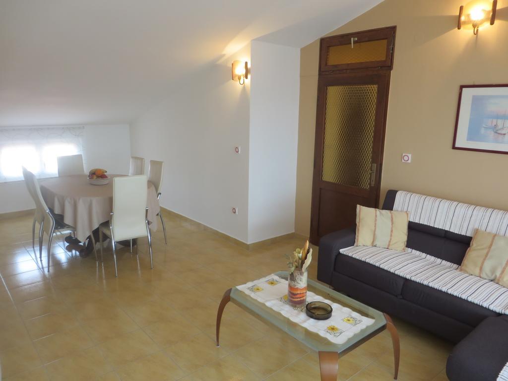 Apartments Gloria Biograd Na Moru Phòng bức ảnh