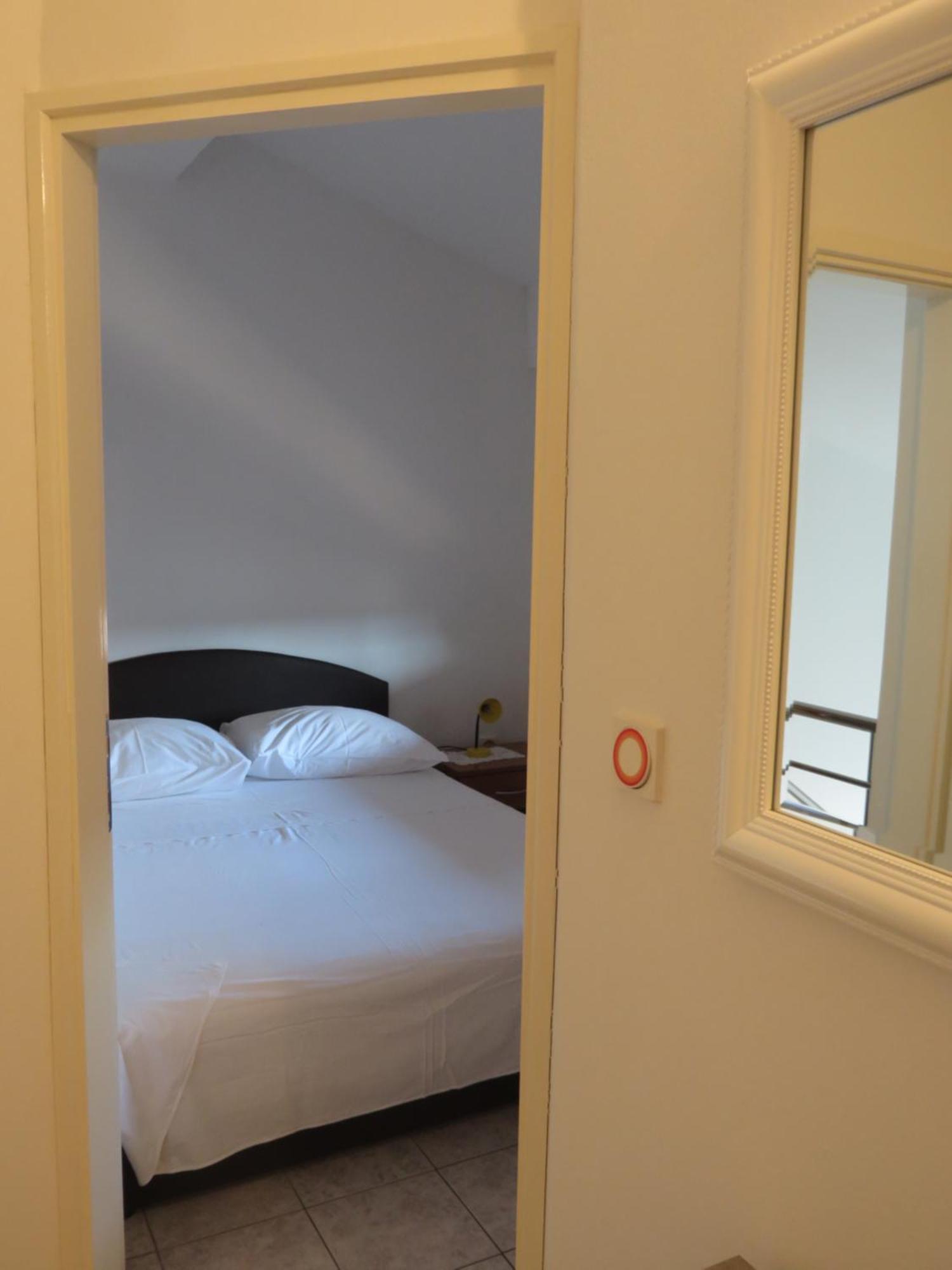 Apartments Gloria Biograd Na Moru Ngoại thất bức ảnh