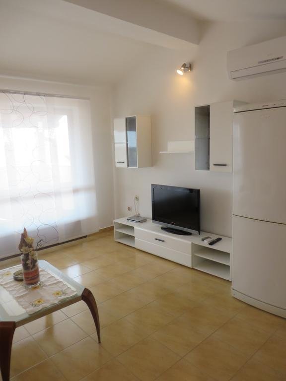 Apartments Gloria Biograd Na Moru Phòng bức ảnh