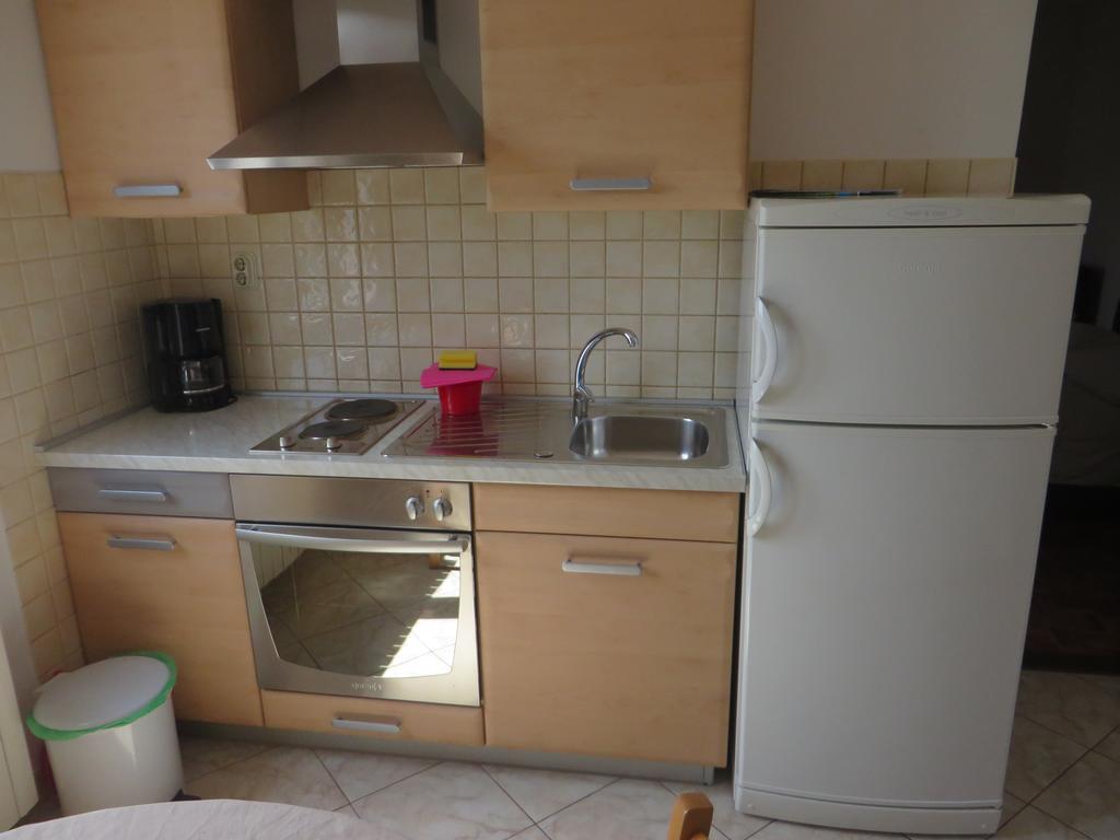 Apartments Gloria Biograd Na Moru Ngoại thất bức ảnh